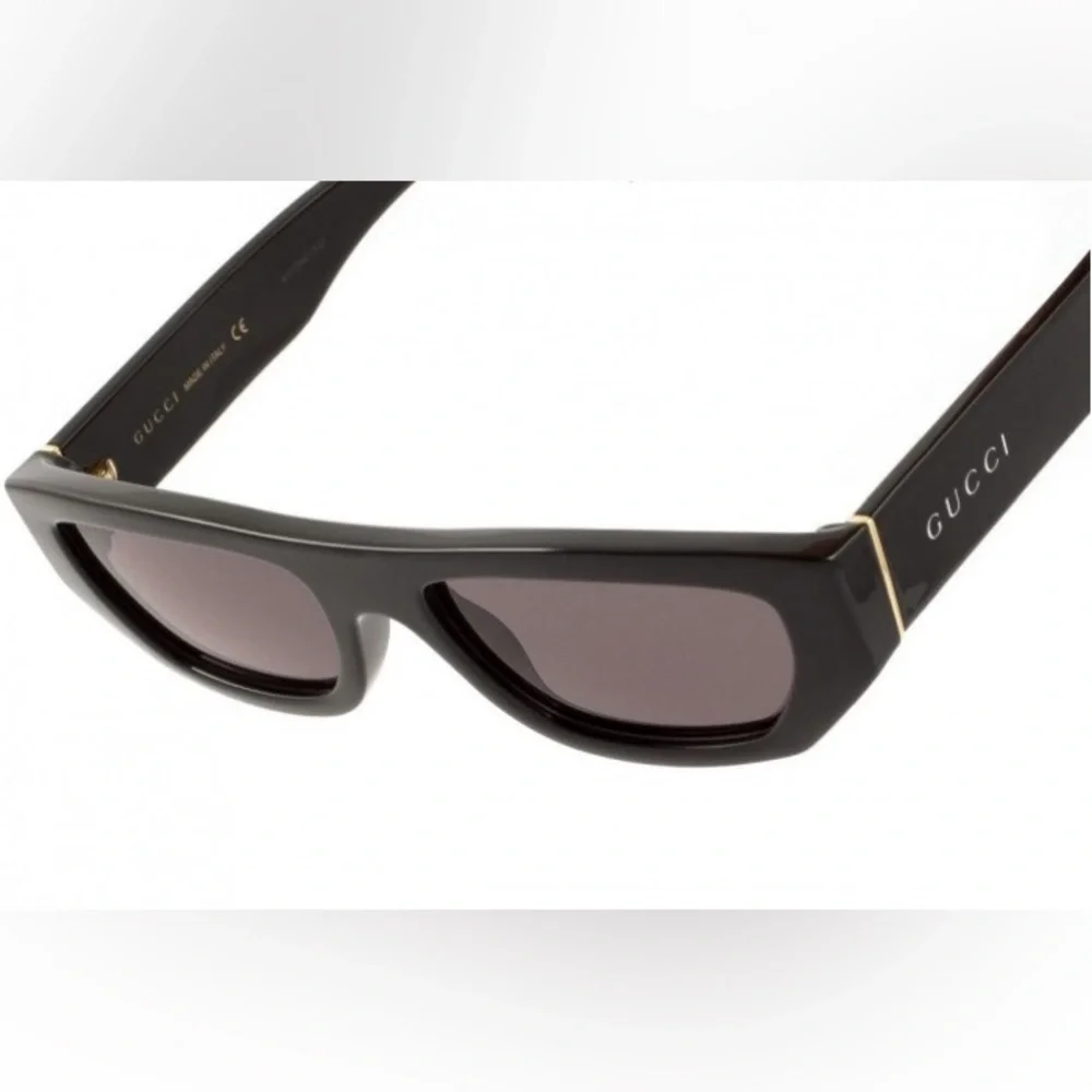 New - GUCCI GG1134S 002 square sunglass comes shiny black frame with dar…